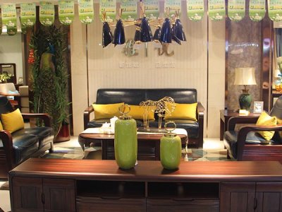 細(xì)心保養(yǎng)實(shí)木家具更耐用