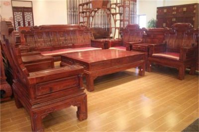 實木家具廠家為大家詳細介紹一下紅木家具